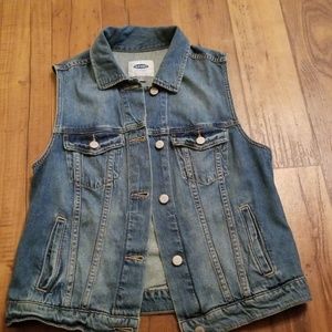 Jean Vest